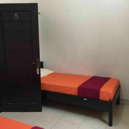 Hotel Serasi Syariah Тангеранг Экстерьер фото